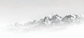 Tapete Büro Mont Blanc im Nebel schwarz & weiß