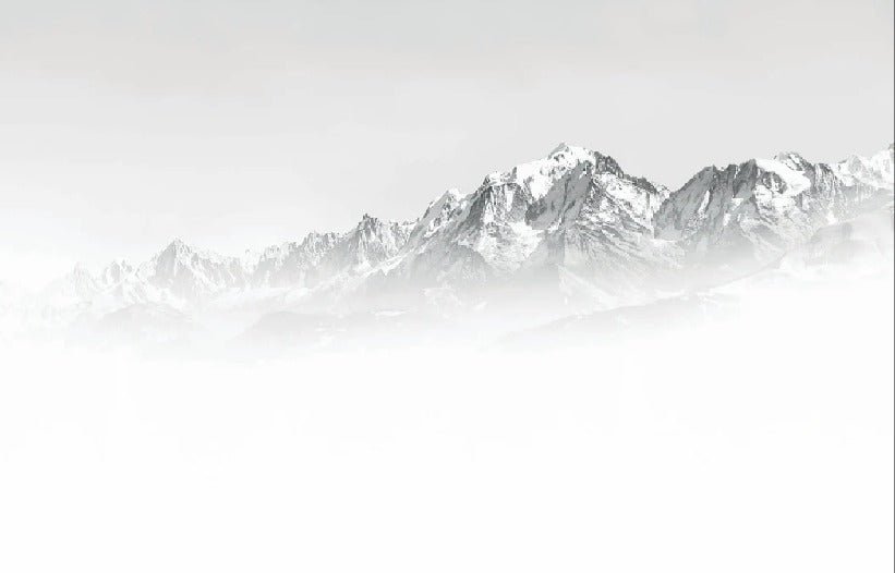 Tapete Büro Mont Blanc im Nebel schwarz & weiß
