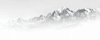 Tapete Mont Blanc im Nebel schwarz und weiß