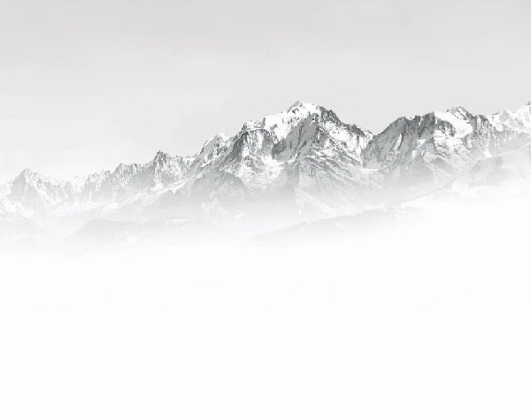 Tapete Mont Blanc im Nebel schwarz und weiß
