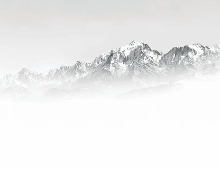 Tapete Mont Blanc im Nebel schwarz und weiß