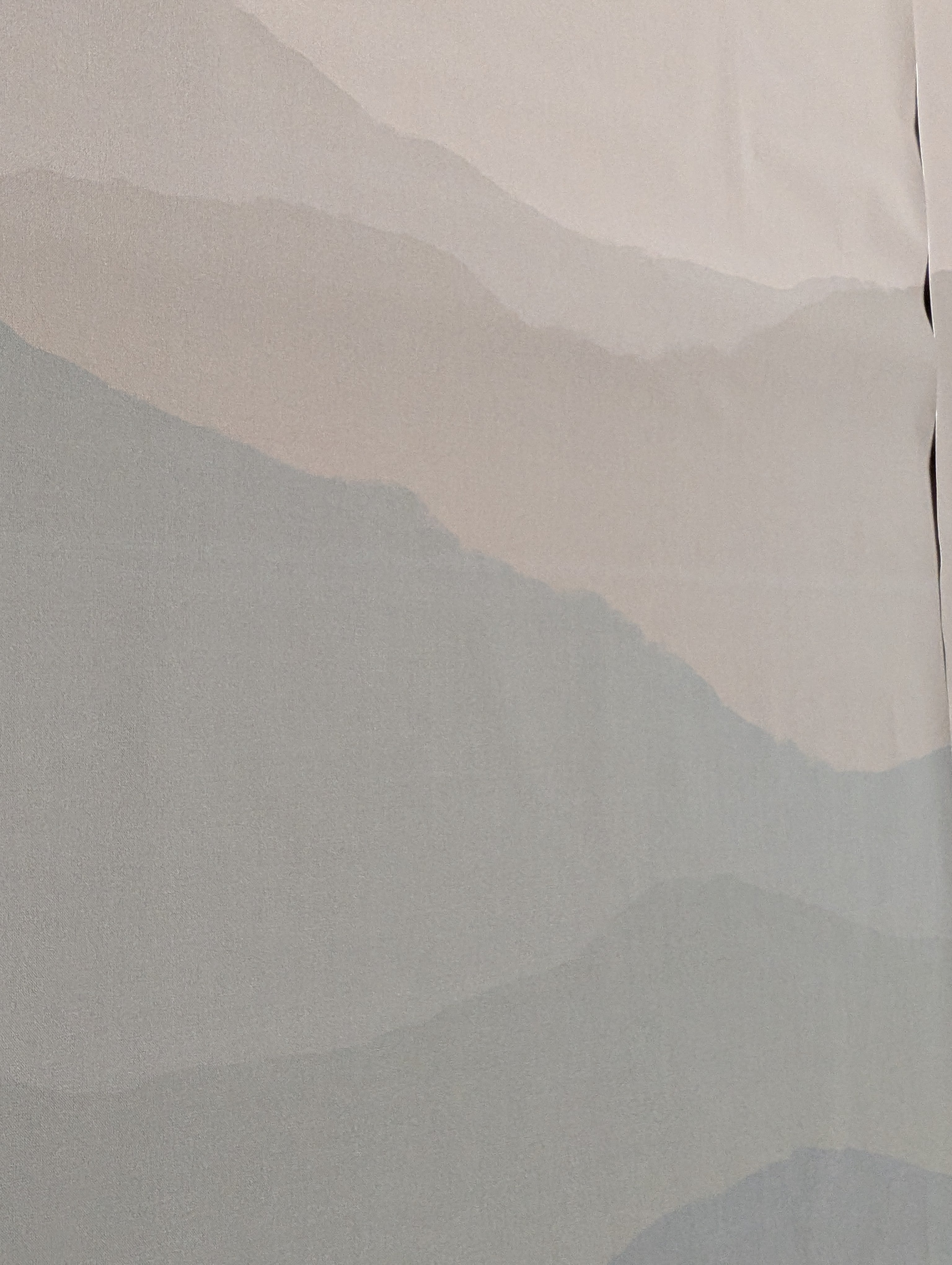 Panorama-Tapete für Kinder mit Weltkarte und Flieger – H 232 cm x B 167 cm – Material: Softouch