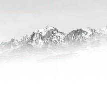 Tapete Mont Blanc im Nebel schwarz und weiß